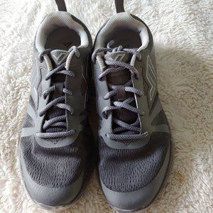 Vionic womens 335 Miles Sneakers gray mesh size 9.5